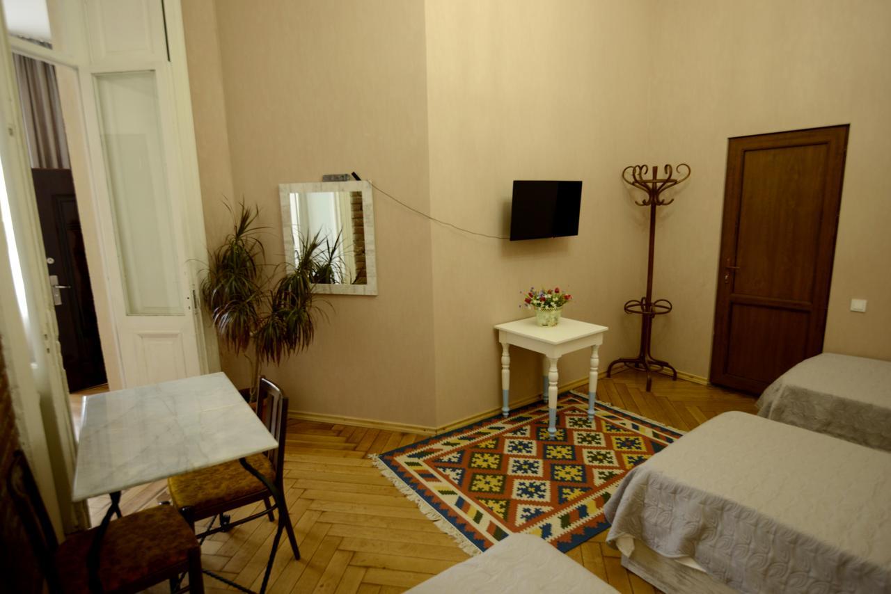 Atlant Hotel Tbilisi Ngoại thất bức ảnh