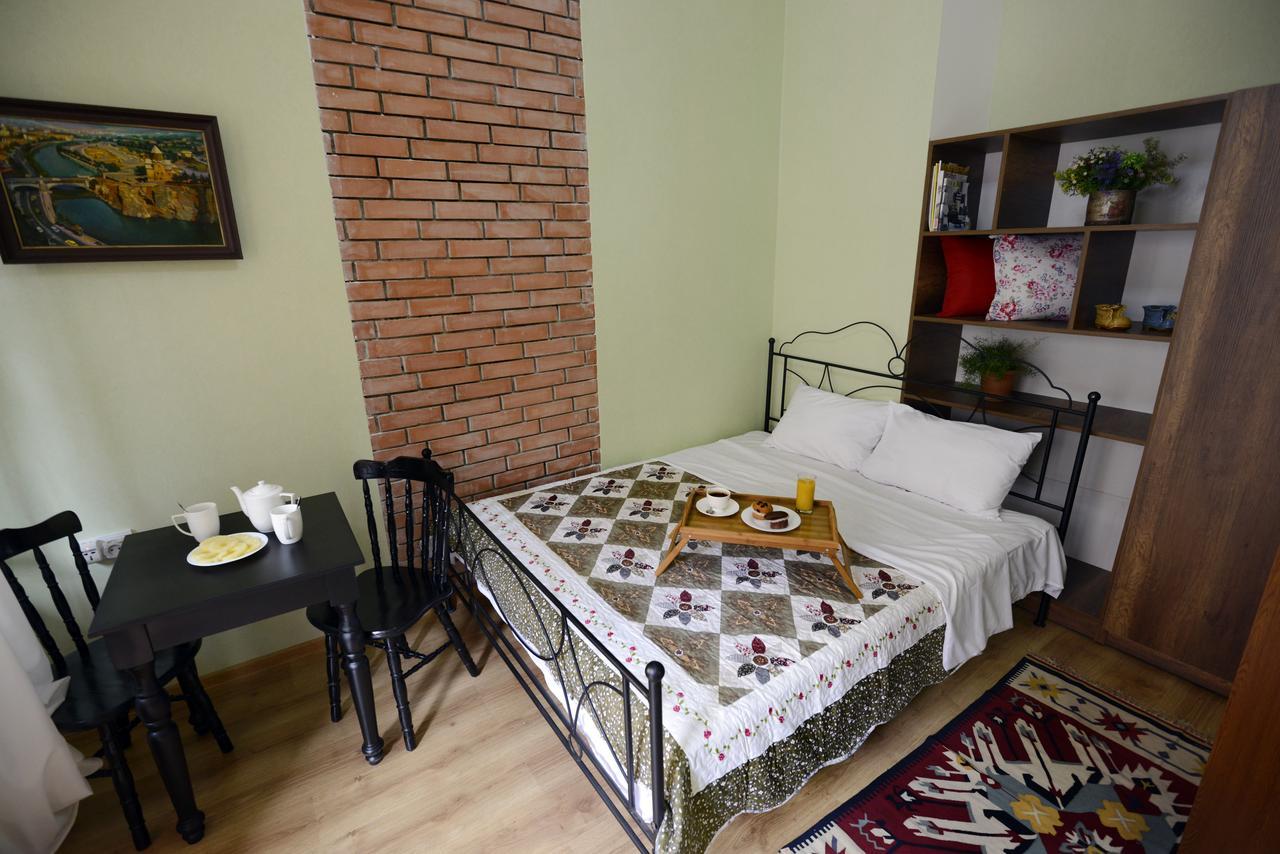 Atlant Hotel Tbilisi Ngoại thất bức ảnh