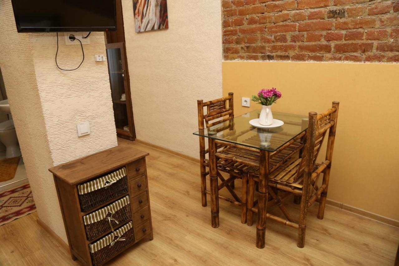 Atlant Hotel Tbilisi Ngoại thất bức ảnh