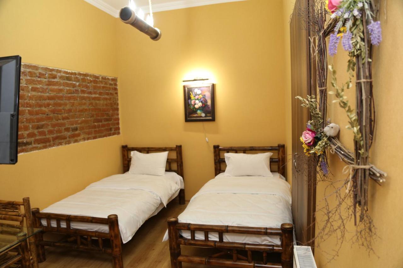 Atlant Hotel Tbilisi Ngoại thất bức ảnh